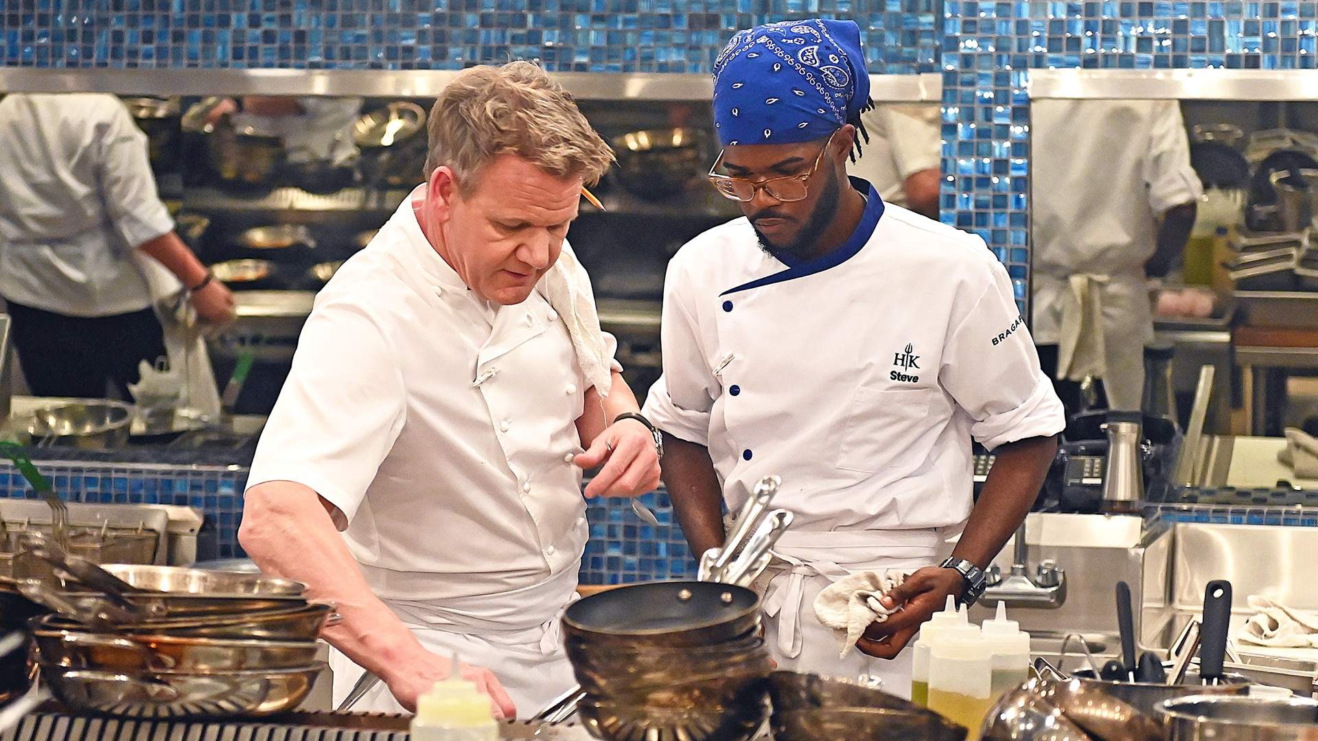 Watch Hell S Kitchen Season Episode 5 Young Guns Stirring The Pot Online Fox