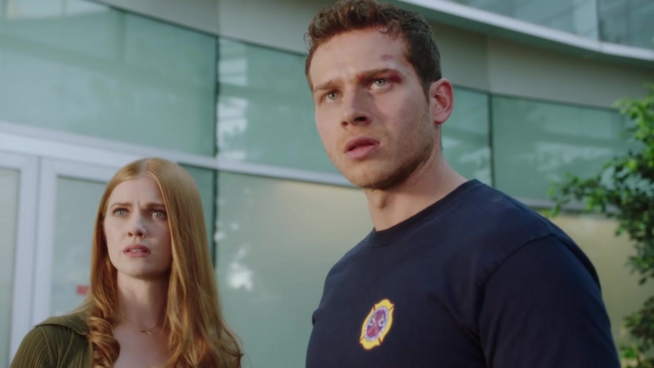 9-1-1 - Saison 5 9-1-1 | Season 5 Premieres Monday, SEP 20 at 8/7c on FOX