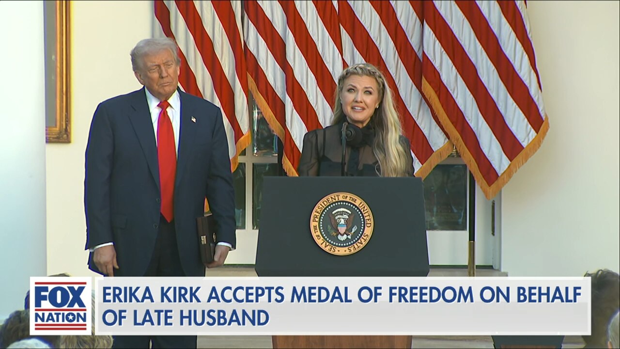 (10/14) Trump Hosts White House Ceremony