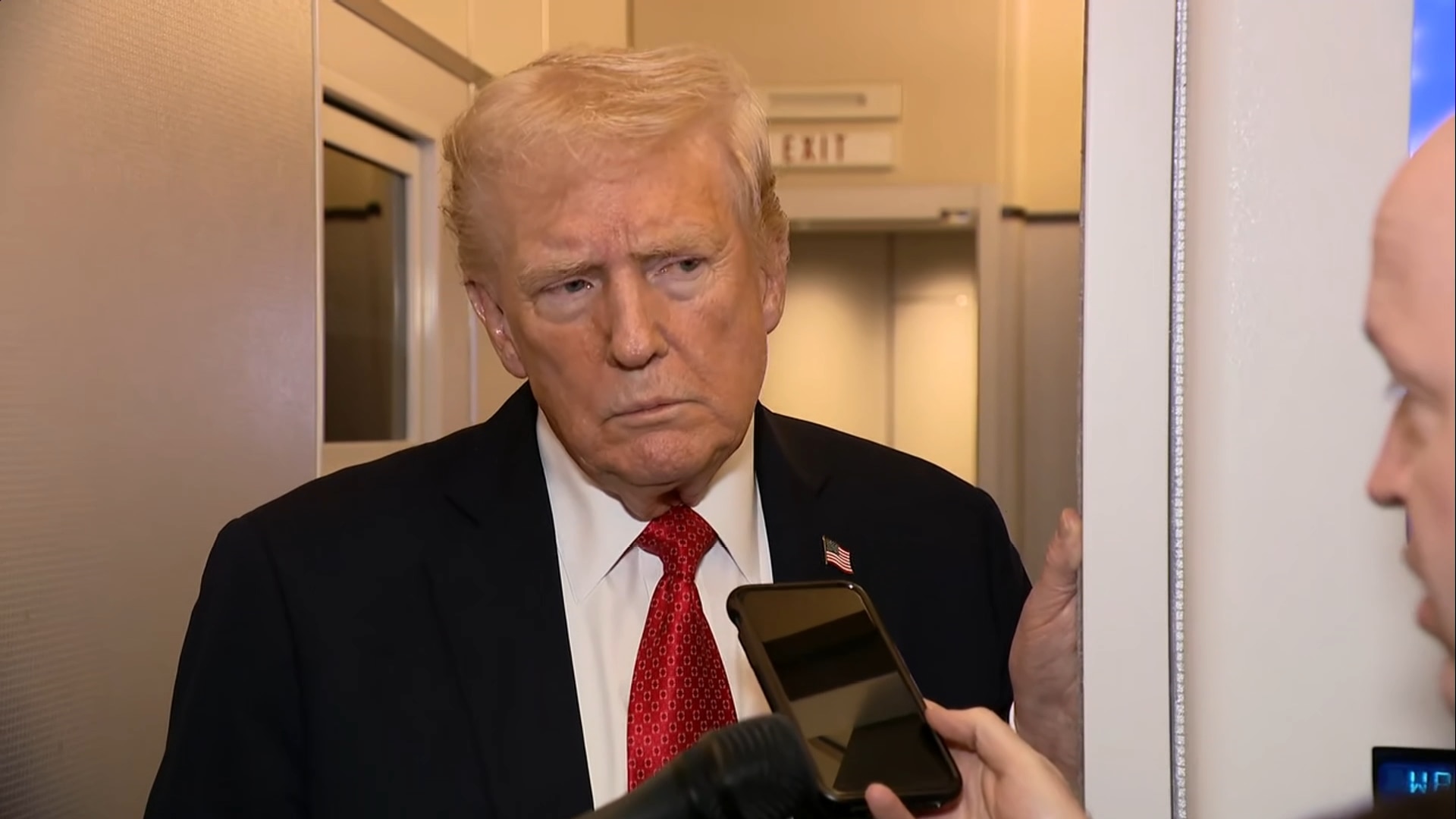 (10/19) Trump Addresses Military Strikes on Cartel