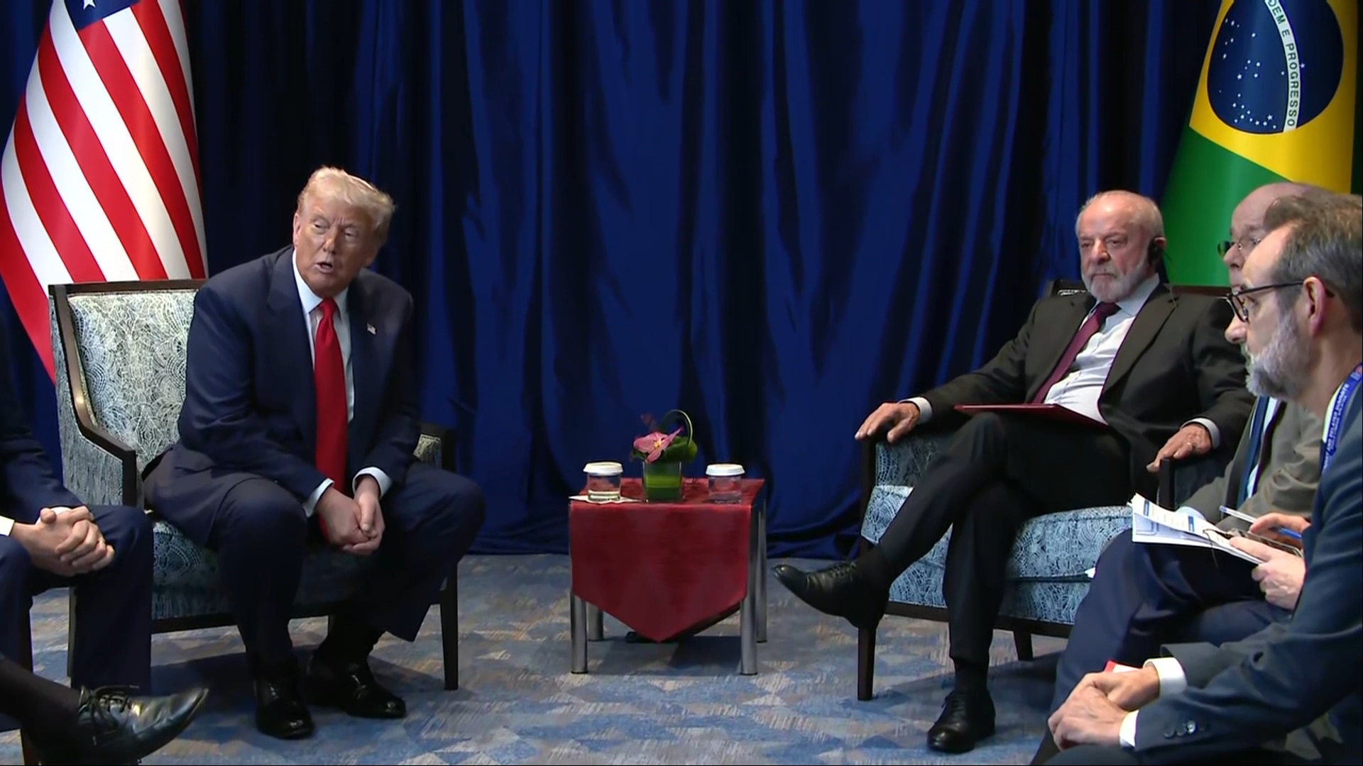 (10/25) Trump Meets With Brazilian President Lula