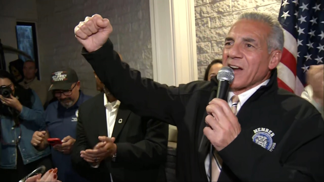 (10/28) Ciattarelli Rallies as NJ Gov Race in Dead Heat
