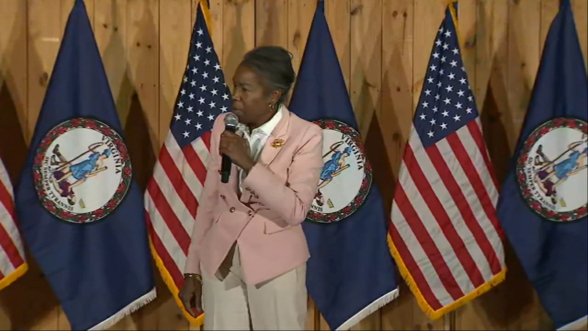 (10/28) Earle-Sears, Youngkin Rally as VA Race Nears End