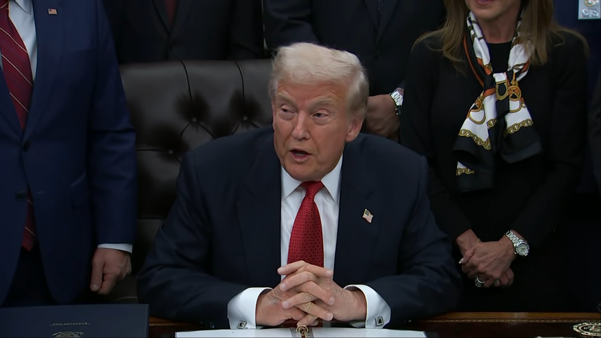 (11/12) Trump Signs Bill Ending Historic Shutdown