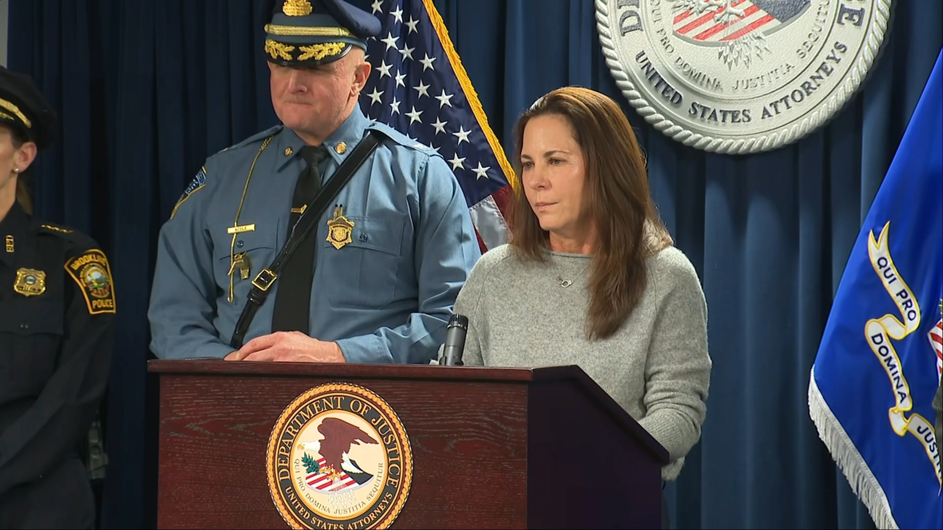 (12/18) Law Enforcement Updates on Manhunt Day 5