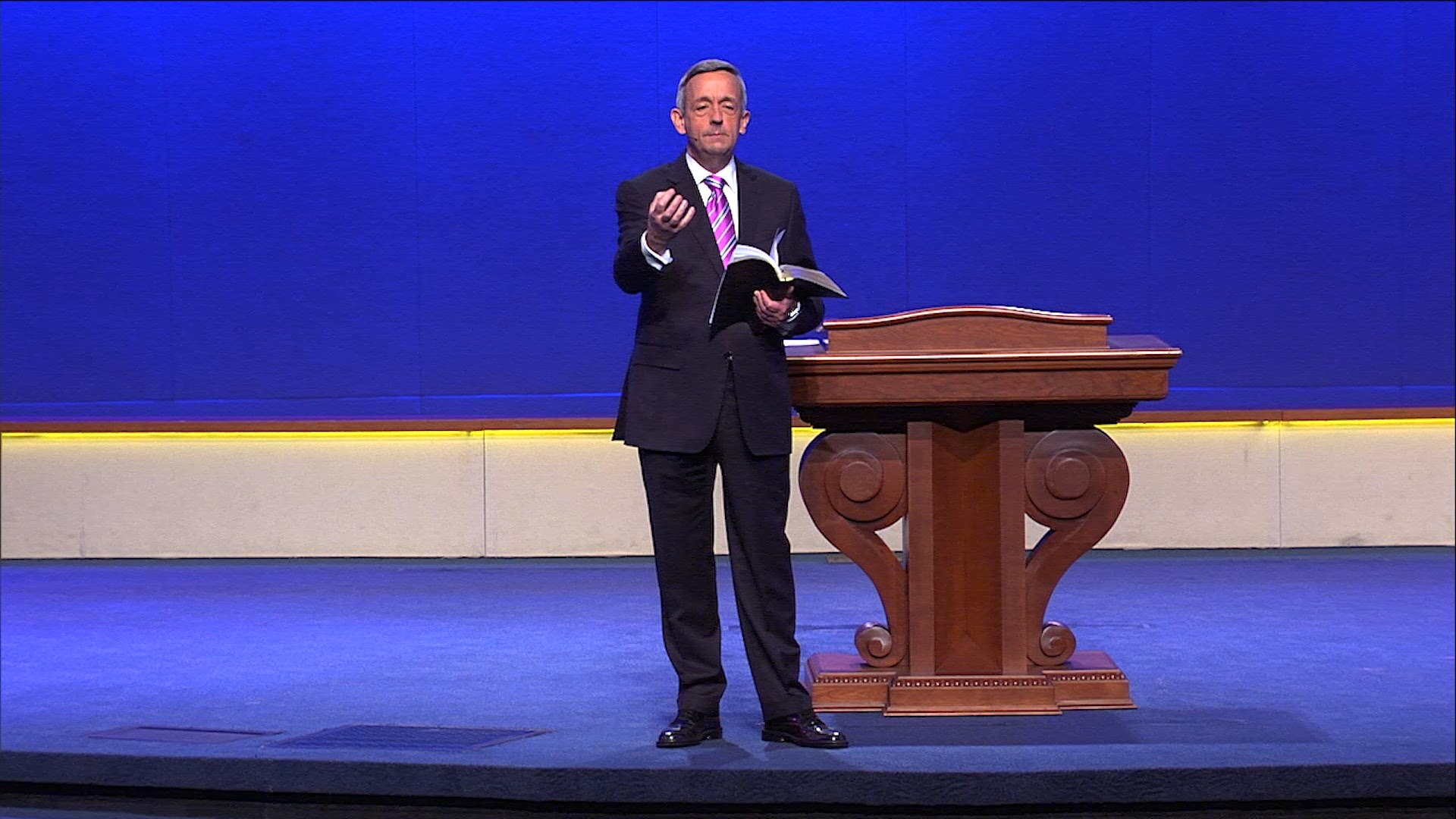 Live with Robert Jeffress and First Baptist Dallas - Sunday, April 12