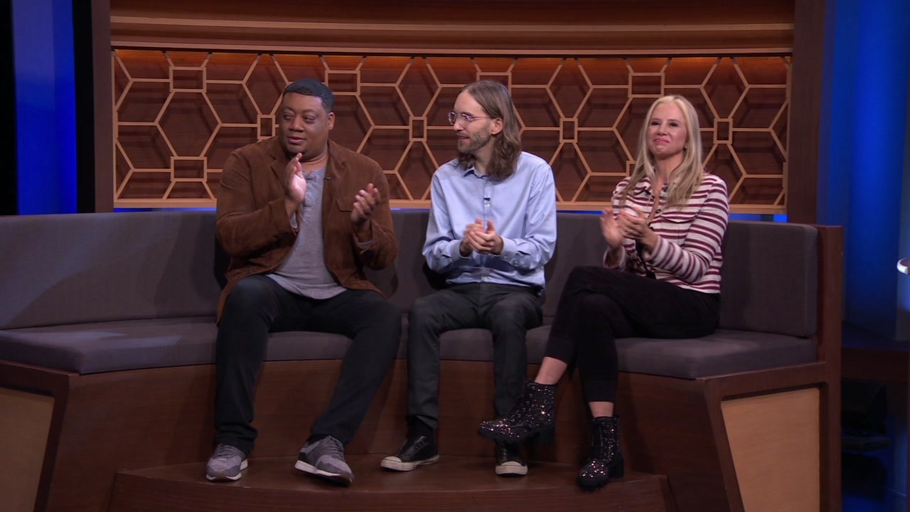 Cedric Yarbrough and Mira Sorvino vs. Lisa Kudrow and Lauren Lapkus