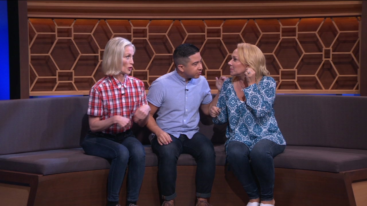 Jessica Tuck and Nicole Sullivan vs. Lisa Kudrow and Illeana Douglas