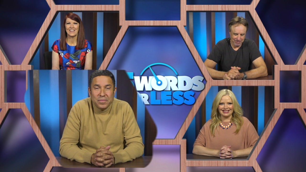 Meredith Vieira and Kate Flannery Have Different Priorities!