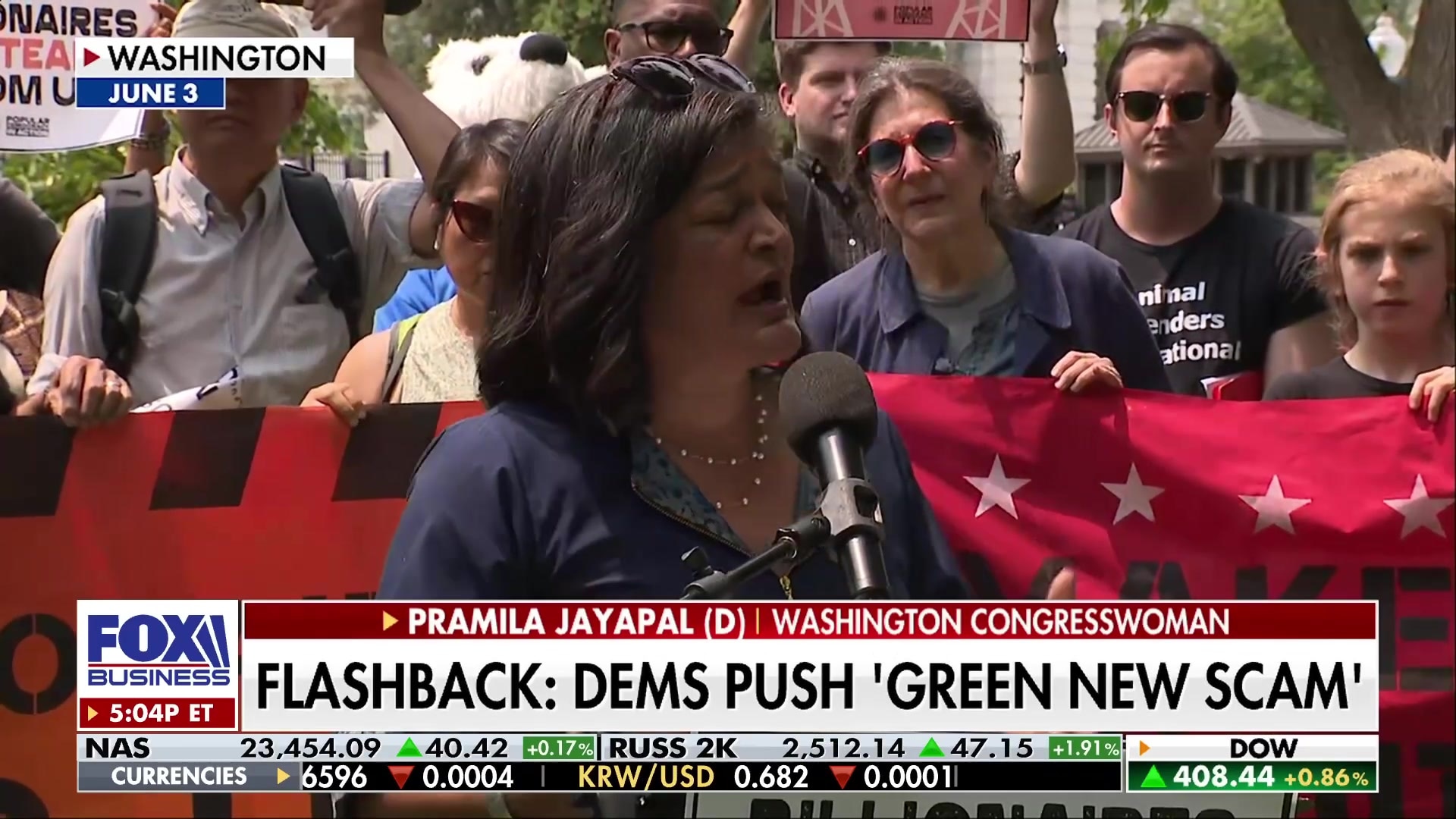 The Evening Edit with Elizabeth Macdonald - Wednesday, December 3