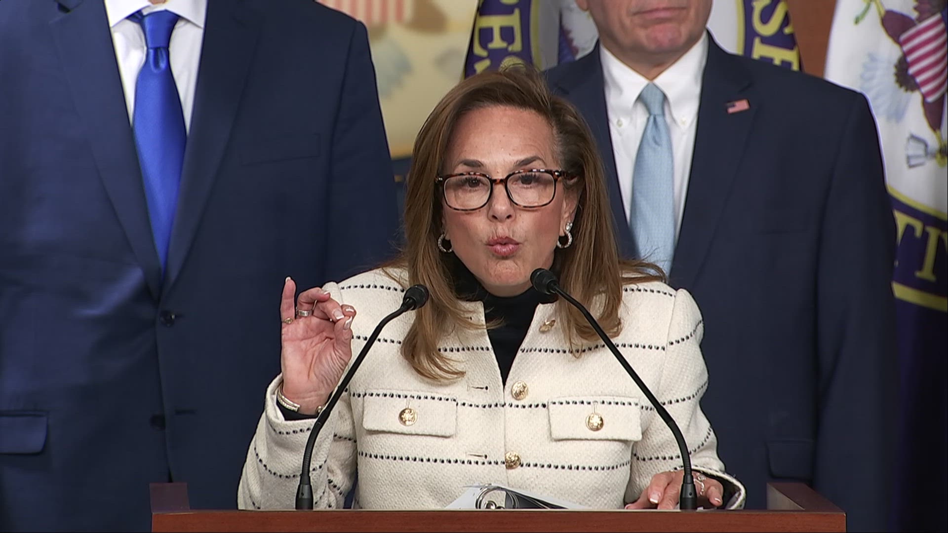 GOP Leaders Speak to the Press Amid Fed Probe