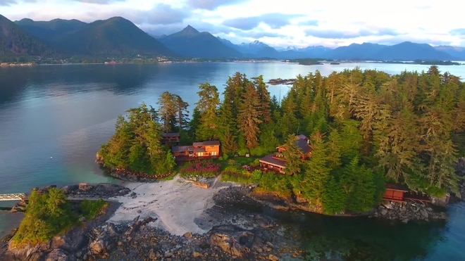 Luxury Hunting Lodges of America