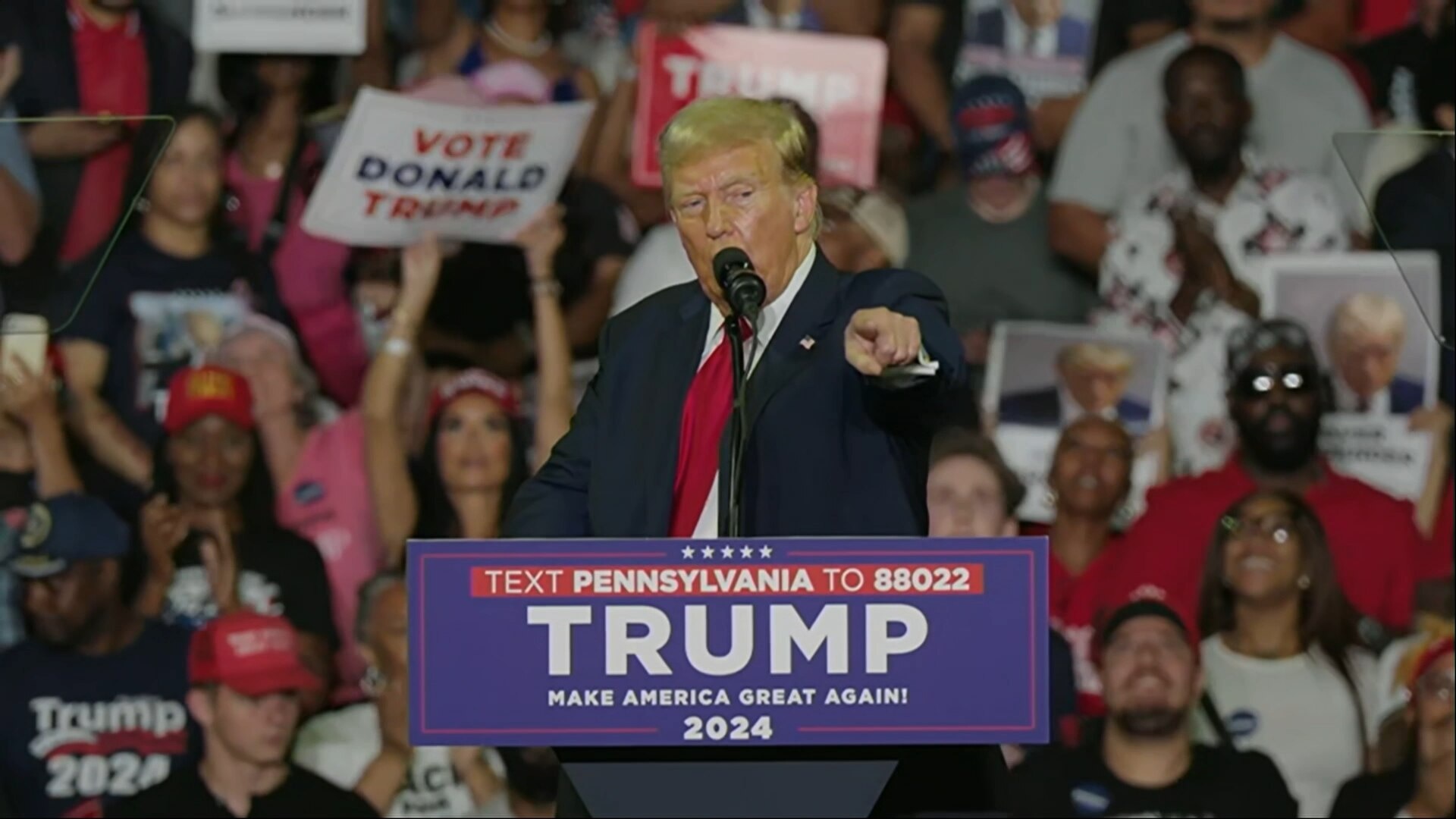 Donald Trump: Philadelphia, PA