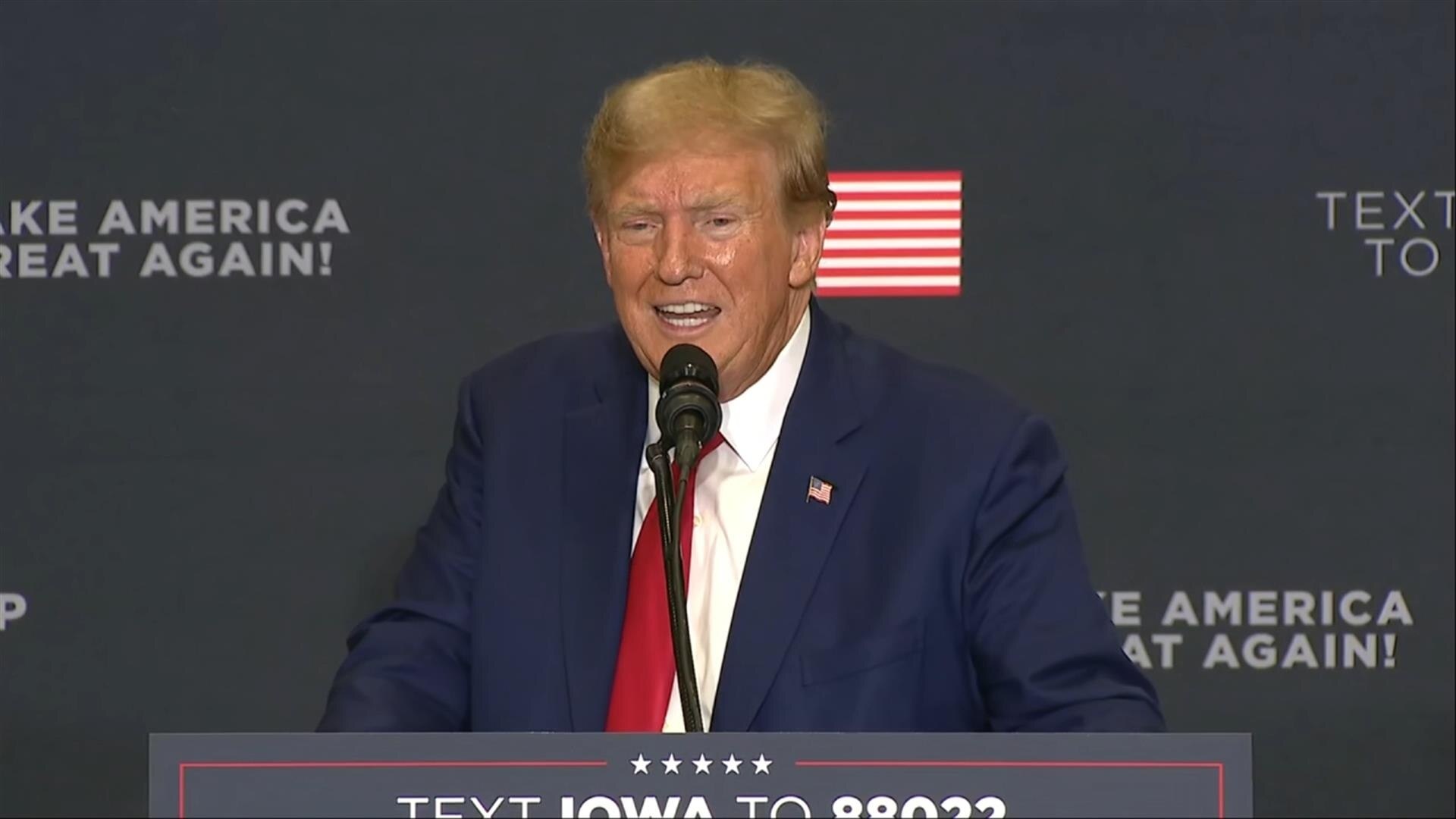 Donald Trump: Cedar Rapids, IA