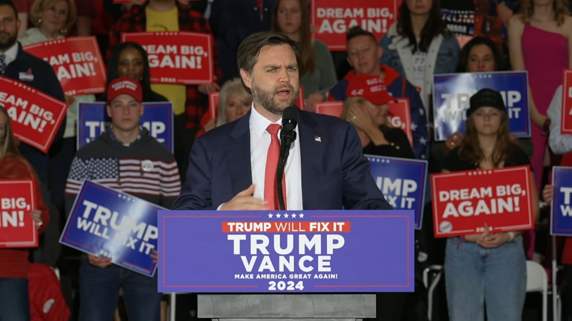 JD Vance: Manchester, NH