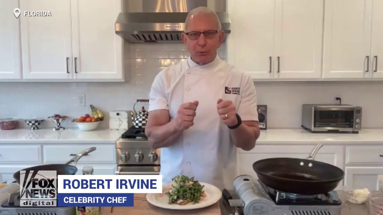 Celebrity chef Robert Irvine says 'America needs to get healthy again': 'We need great food, simple food'