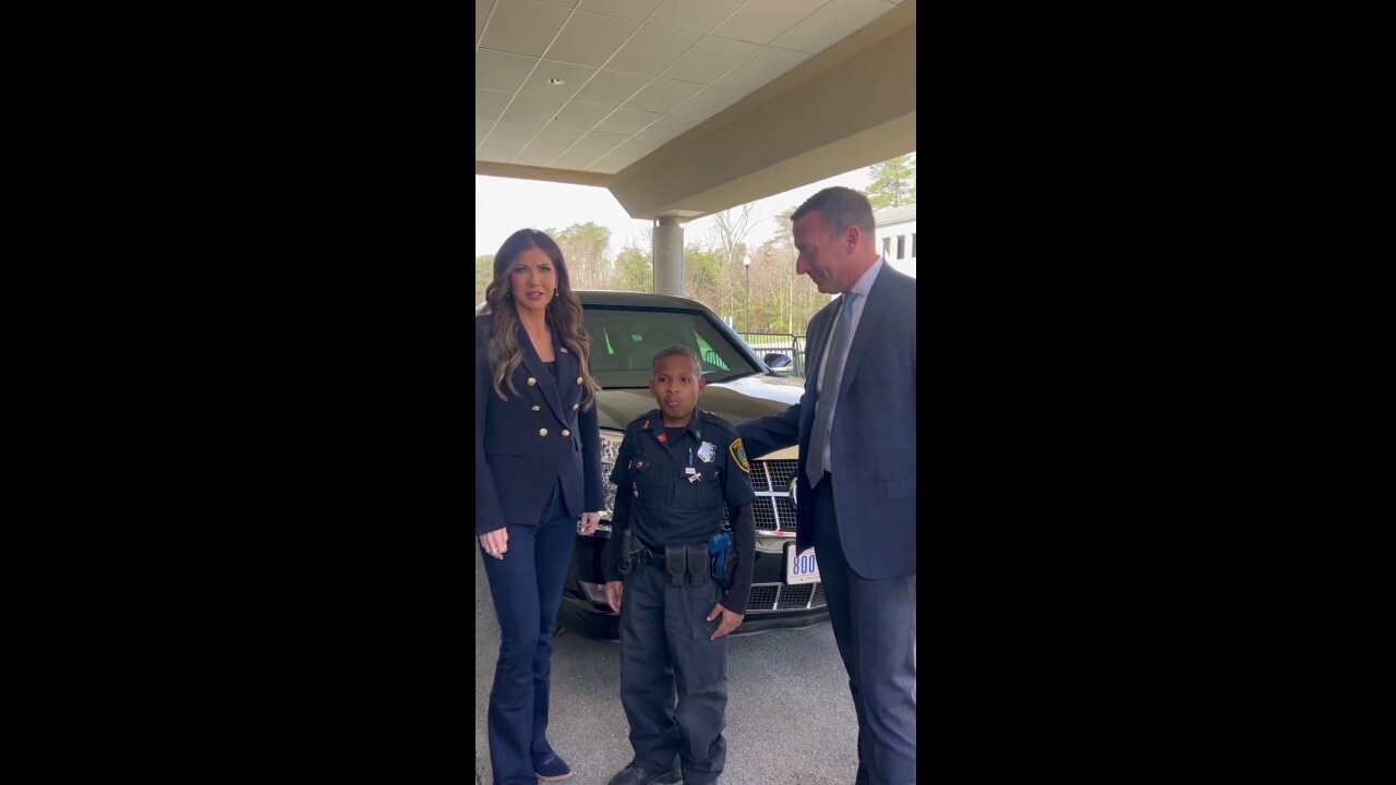 DHS Sec. Kristi Noem introduces youngest member of US Secret Service