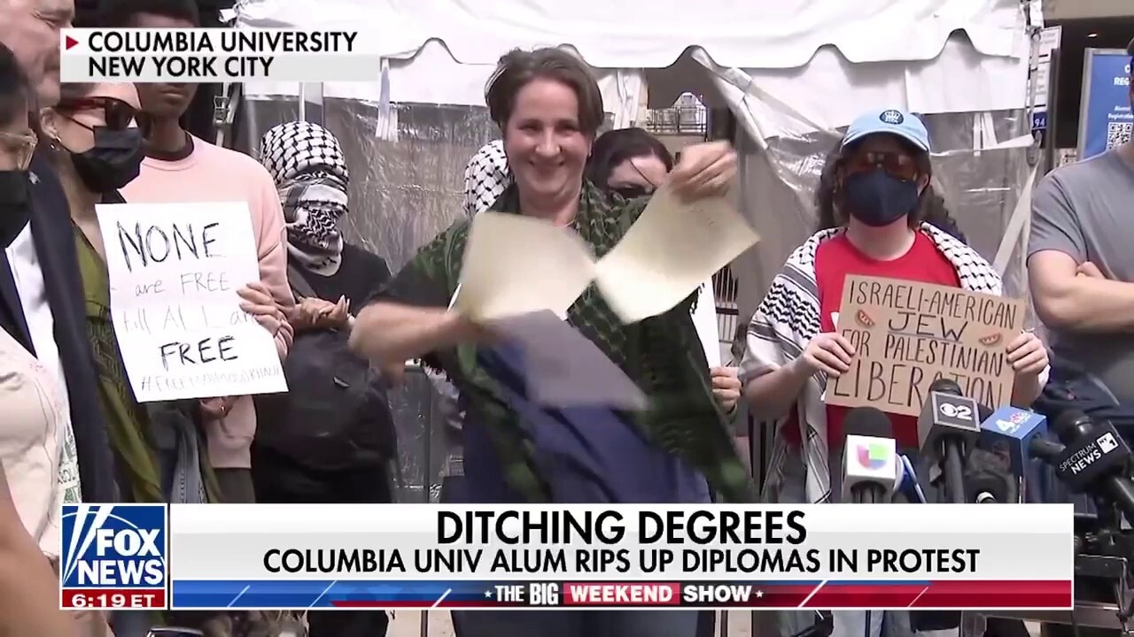 Columbia leadership chaos: Interim president resigns amid White House funding fight