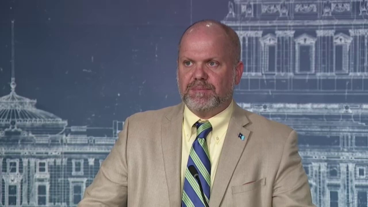 Minnesota lawmakers introduce medically assisted suicide bill