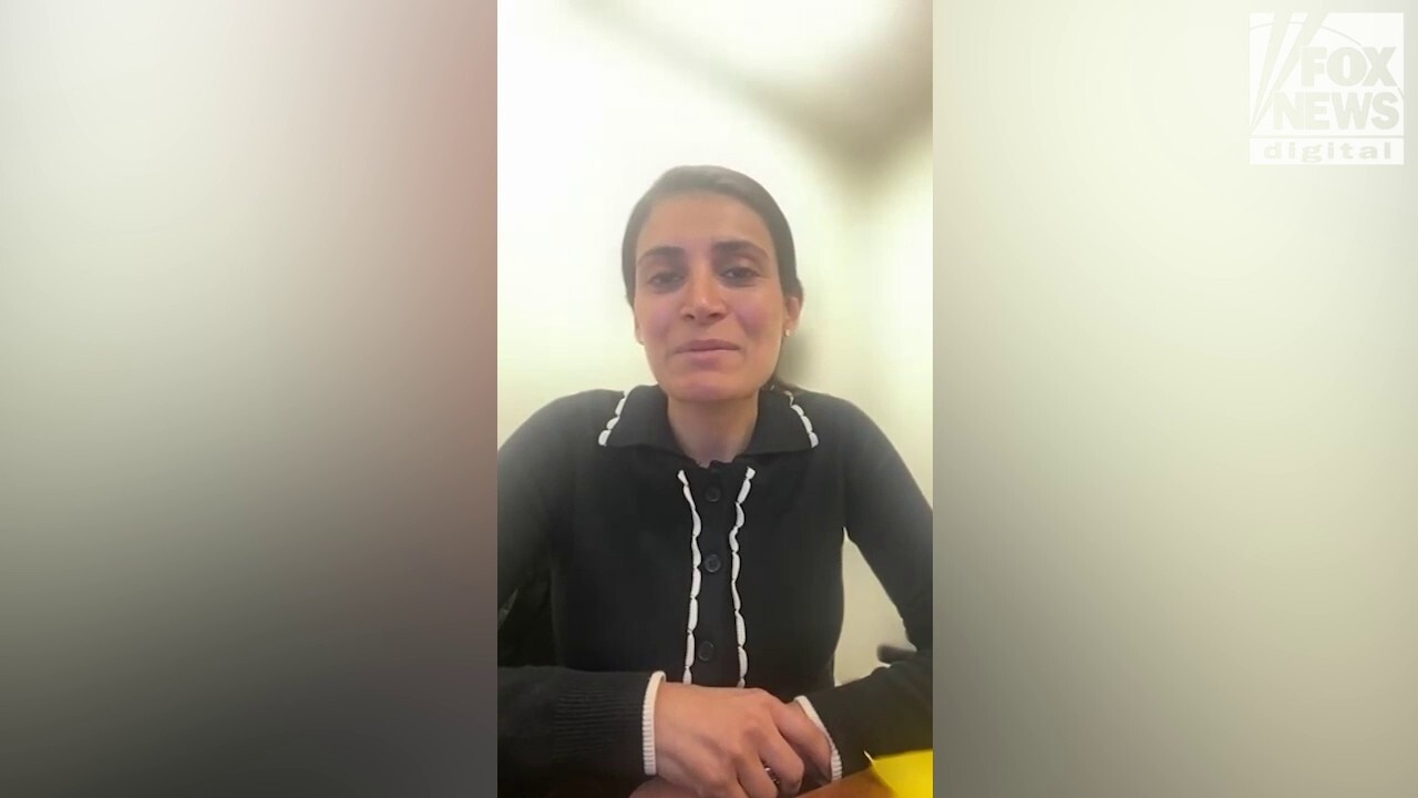 Laryngologist explains causes of chronic throat-clearing