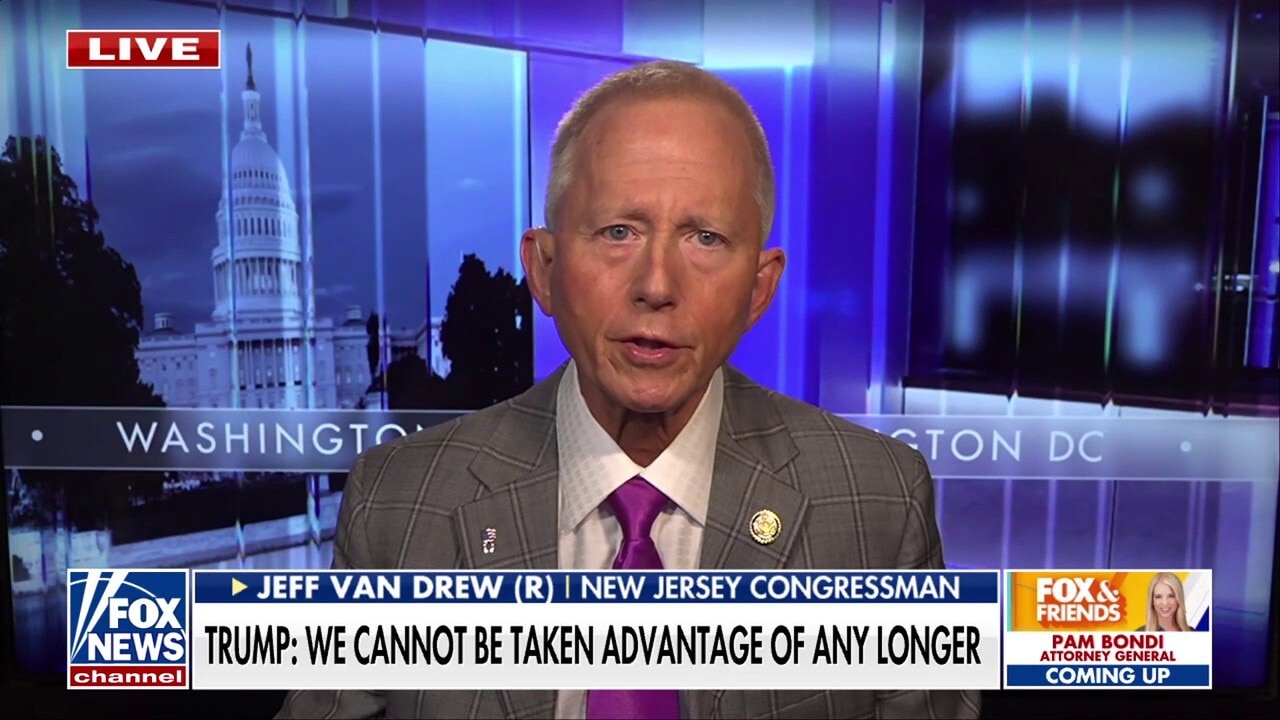 Jeff Van Drew backs Trump's tariffs: 'The very best is yet ahead'