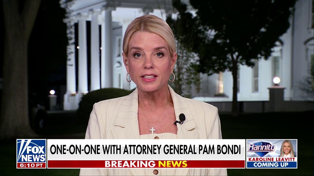 Pam Bondi: Every liberal journalist who called deported alleged gang member a 'Maryland man' should be apologizing
