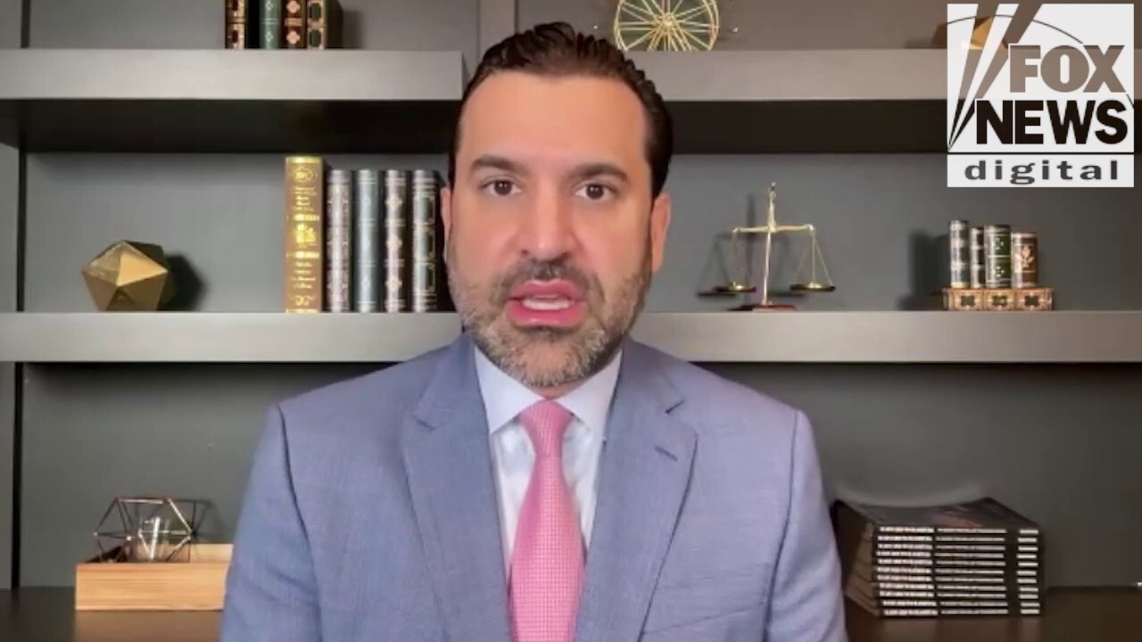 Former federal prosecutor says DOJ's intent to use death penalty against Luigi Mangione represents ‘clear shift’ in policy