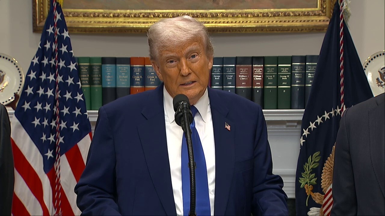 Trump signs executive order for 'most favored nations' drug pricing