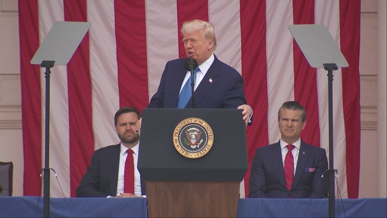 Trump honors fallen American heroes on Memorial Day, promises 'big, big celebration' for nation's 250th anniversary