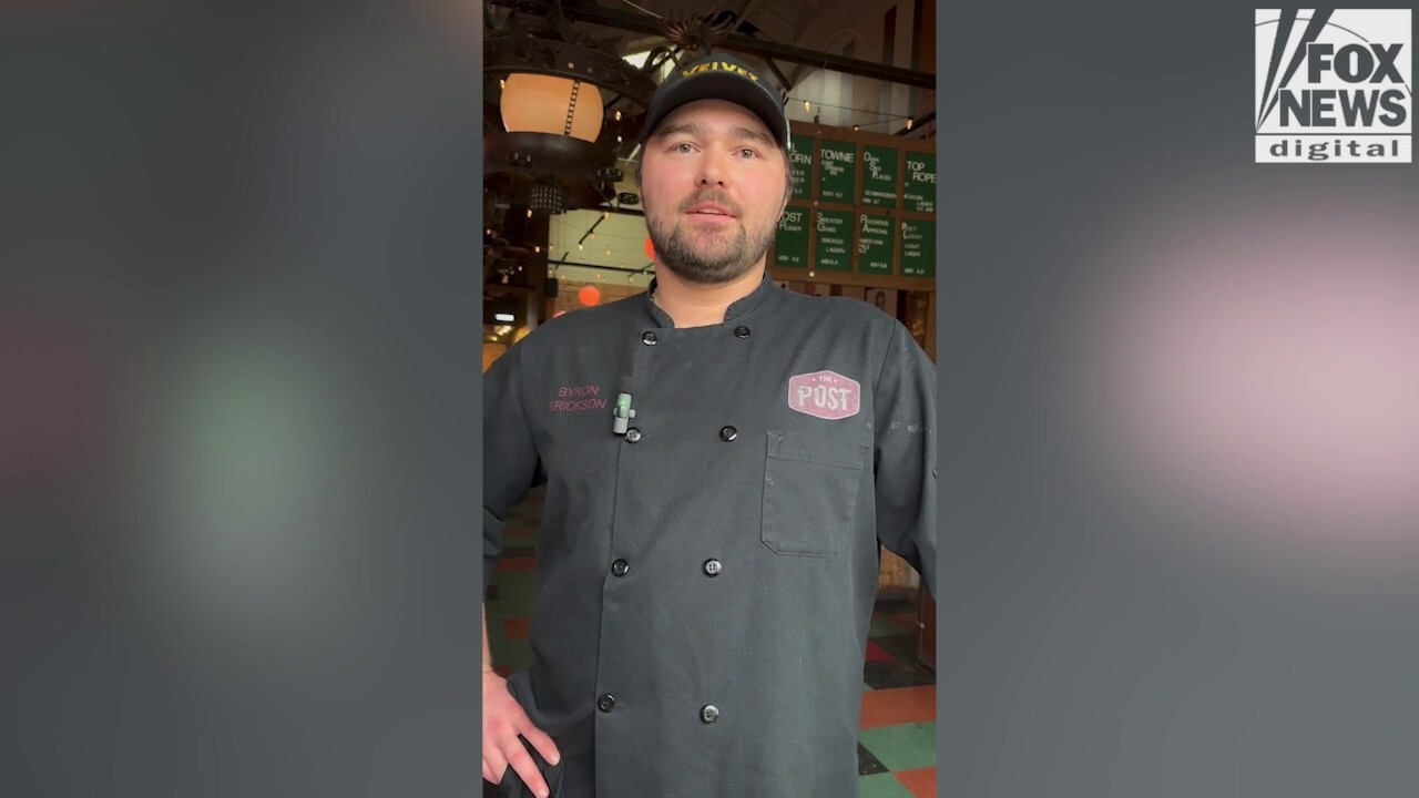 Boulder businesses provide free meal to law enforcement