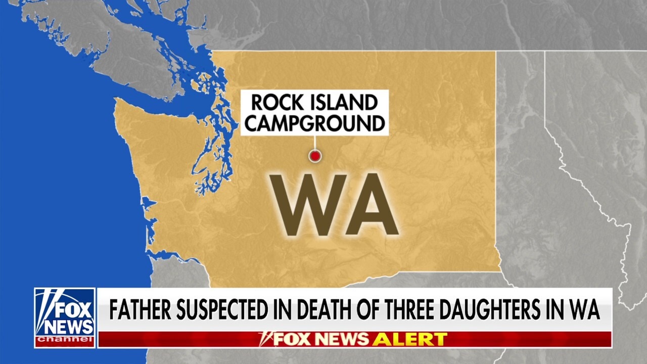 Manhunt for suspected murderer Travis Decker continues in the Washington state forest