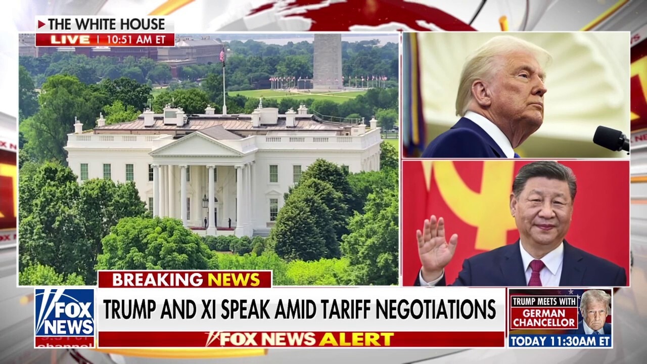 Trump reveals details of phone call with China's Xi amid trade negotiations