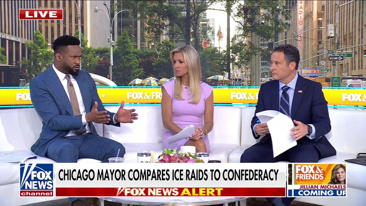 Dem mayor sparks outrage with ICE-Confederacy comparison