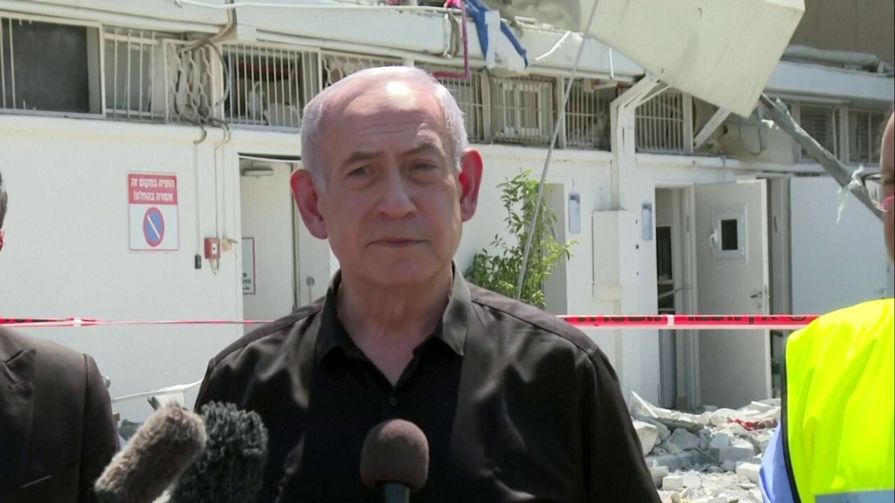 Netanyahu speaks at Soroka Hospital following Iranian strike