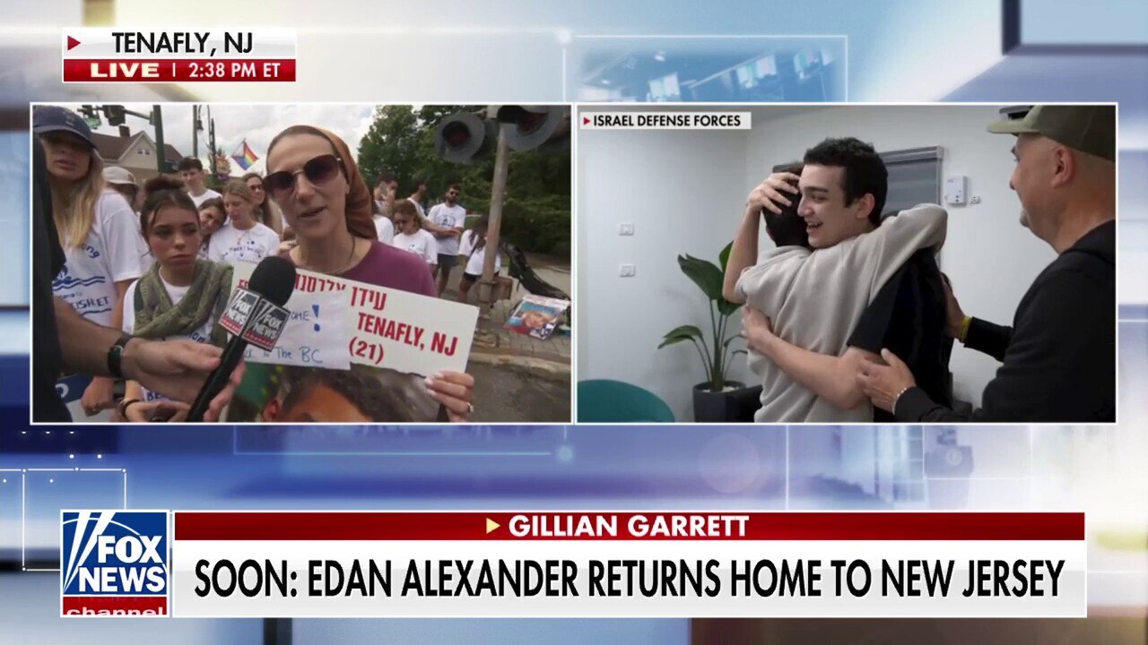 Watch Former hostage Edan Alexander’s long-awaited homecoming met with ...