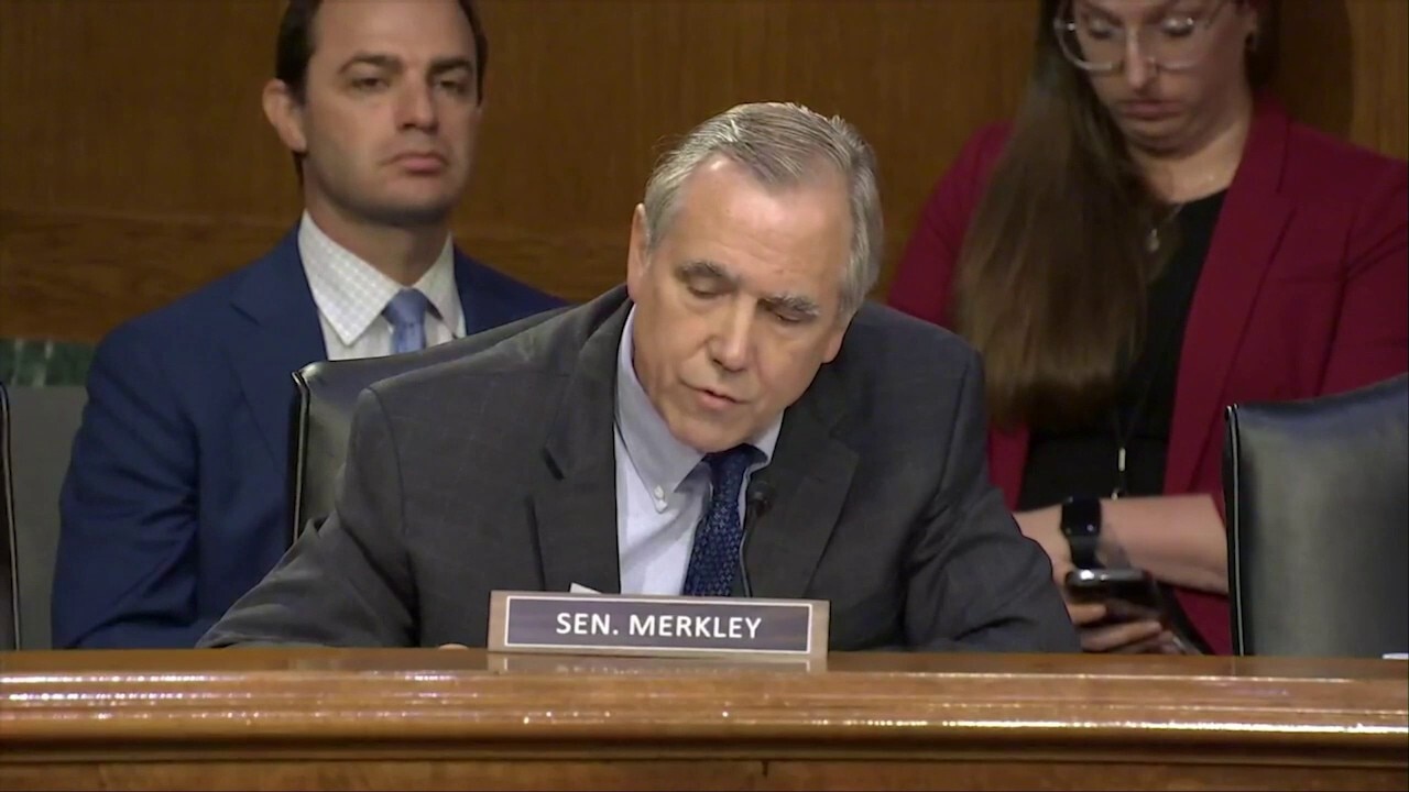 Dem senator accuses top Trump official of being responsible for ‘hundreds of thousands of children dying’