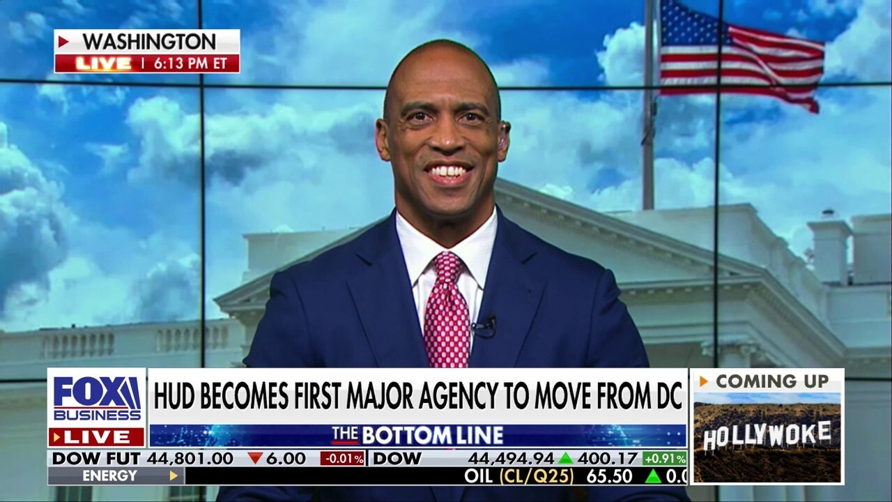 HUD secretary defends headquarters move