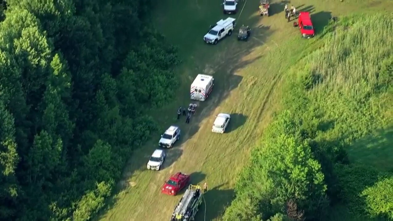 Small plane crashes in New Jersey in 'mass casualty incident,' authorities say
