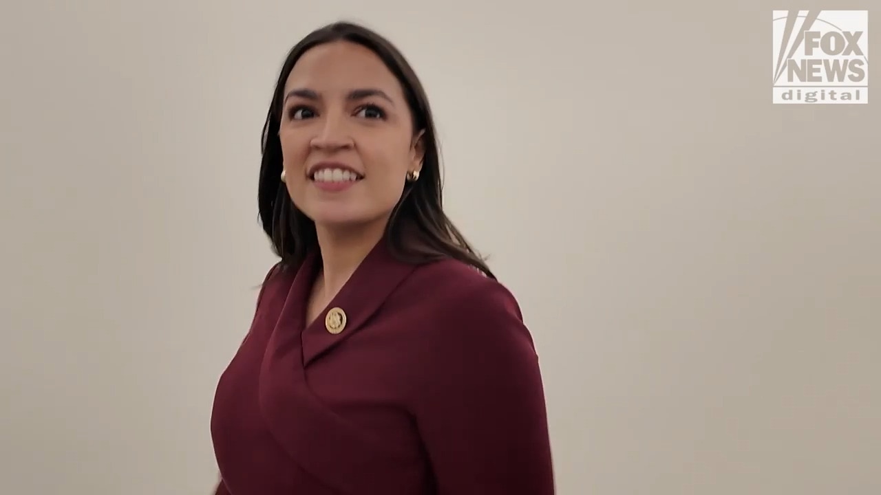 Democrats celebrate Zohran Mamdani's mayoral primary victory