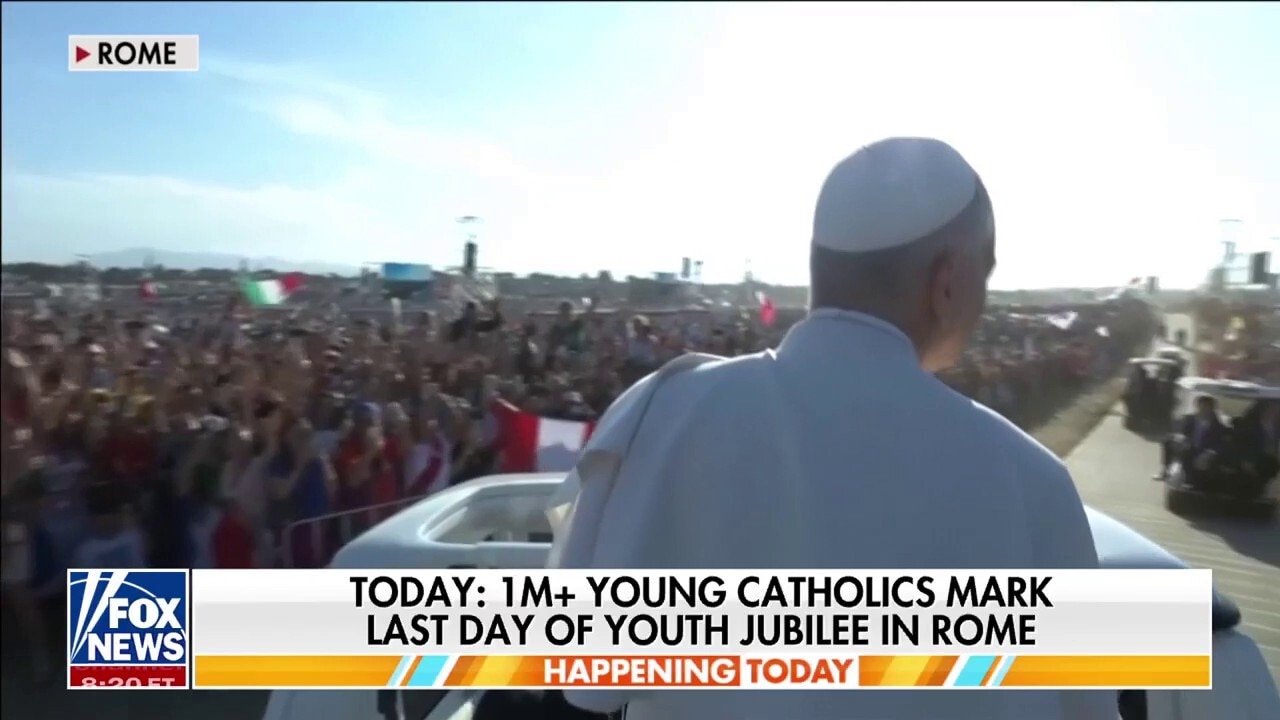 'Very inspirational': More than 1 million young Catholics flock to Vatican City for youth pilgrimage