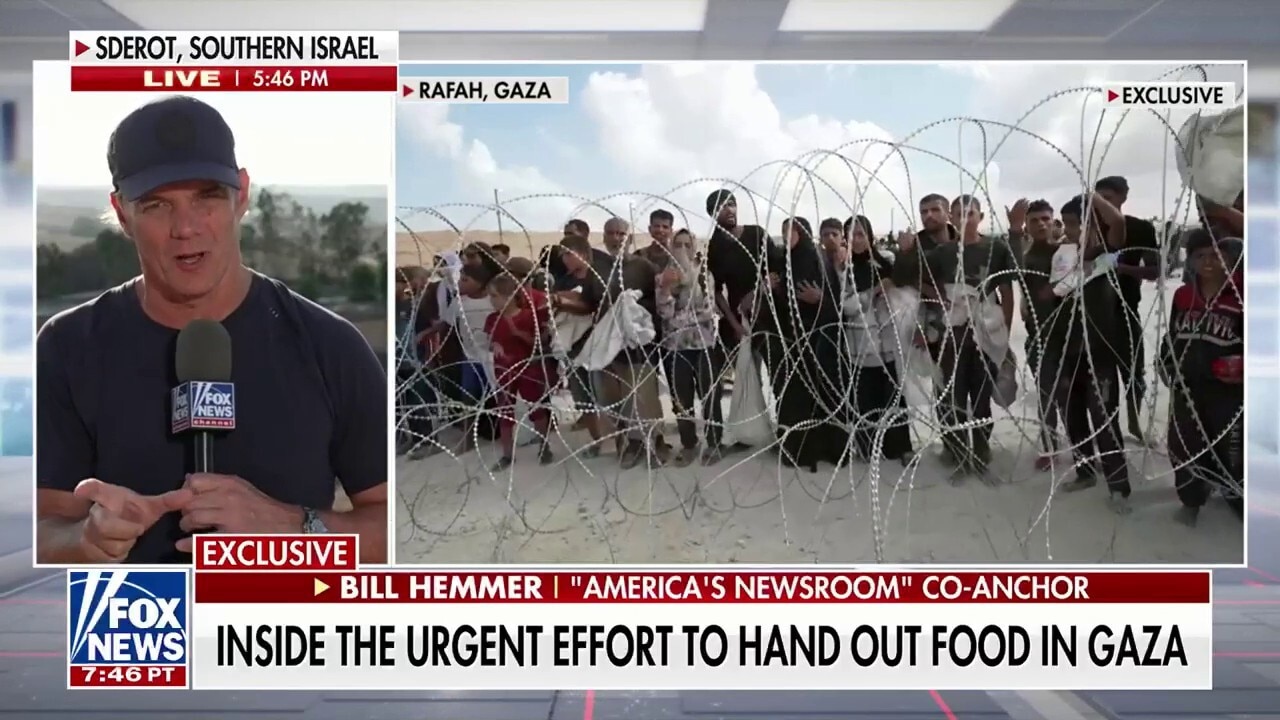 Fox News gets rare access inside a Gaza aid center