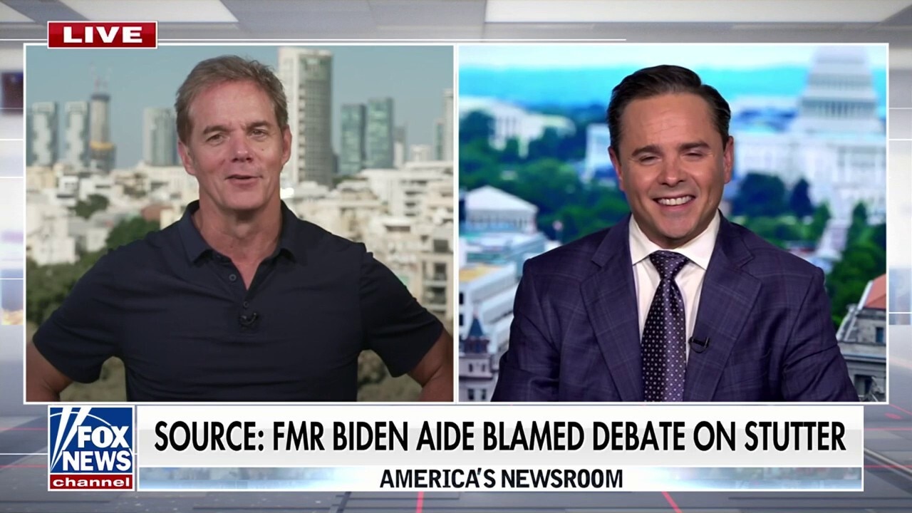 Former Biden aide blames poor debate performance on stutter
