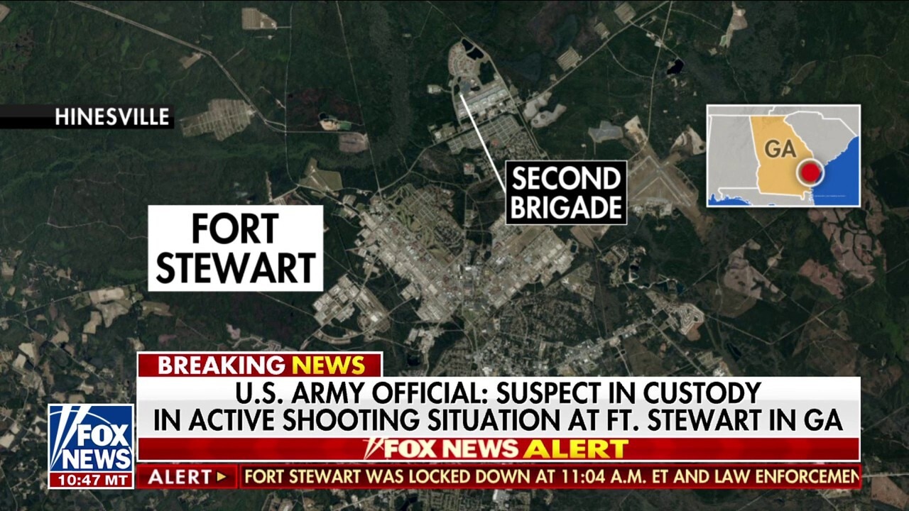 Georgia shooting suspect in custody after injuring five, Army official reports