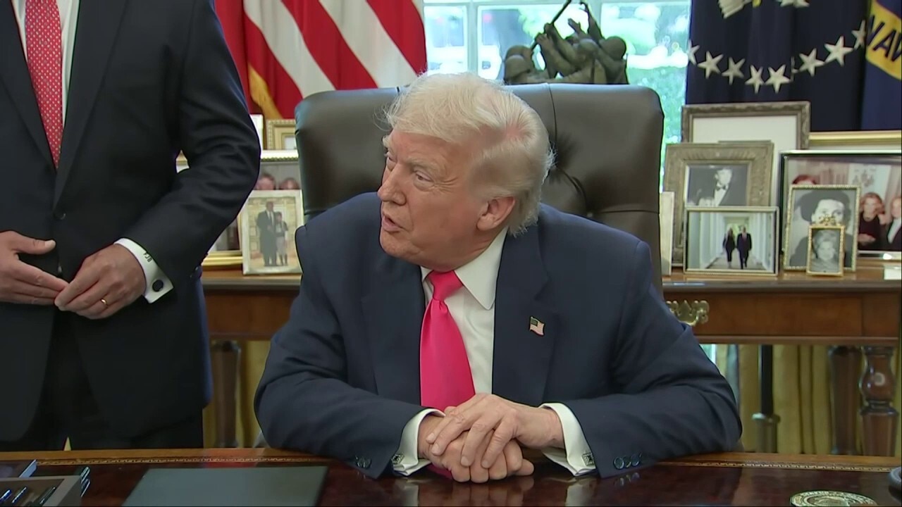 Trump says Sen. Elizabeth Warren has 'got to take a drug test'