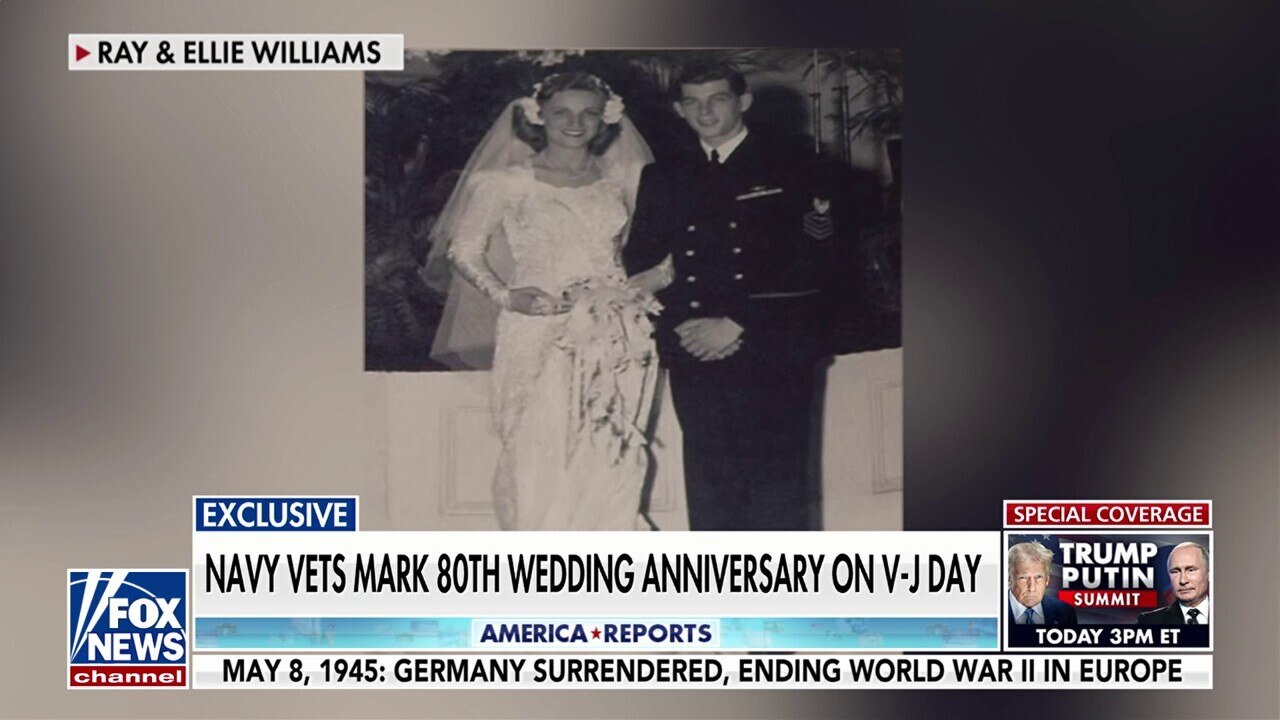 Navy veteran couple celebrate their ‘lifelong love story’ on same day WWII ended