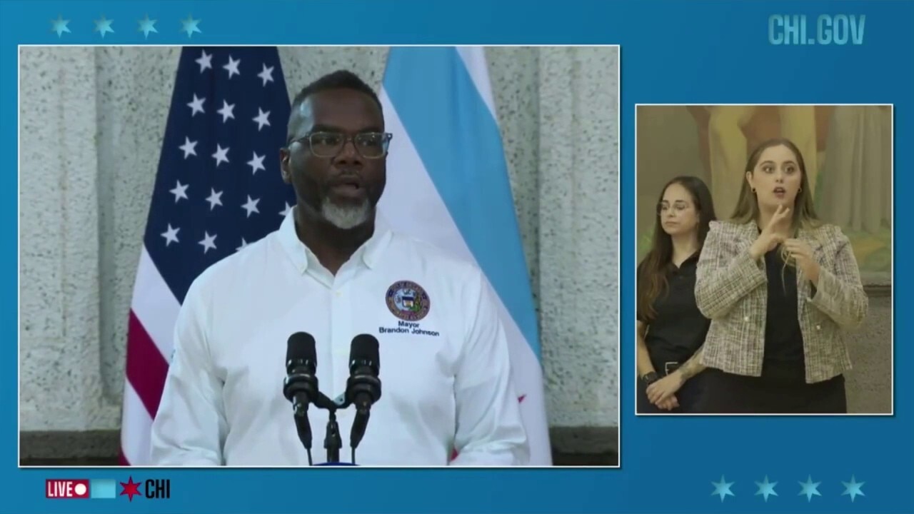 Chicago mayor says flood victims can get aid without revealing immigration status