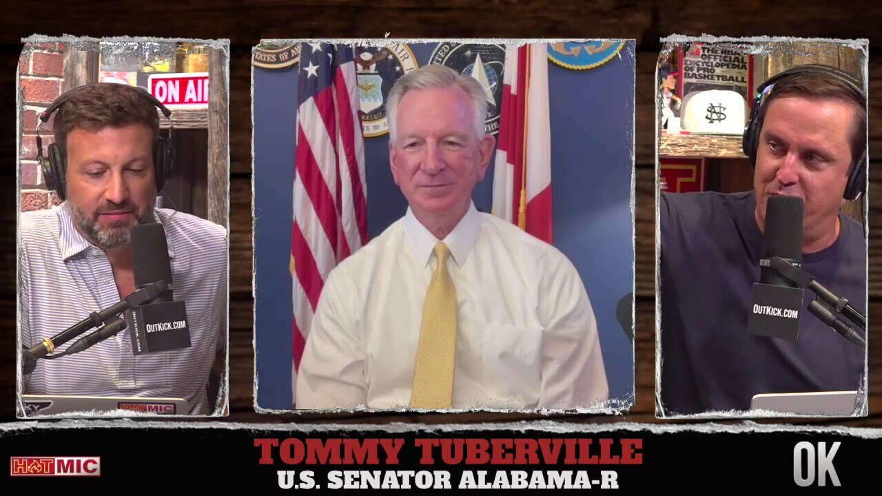 Tuberville sounds off on Vikings' male cheerleaders