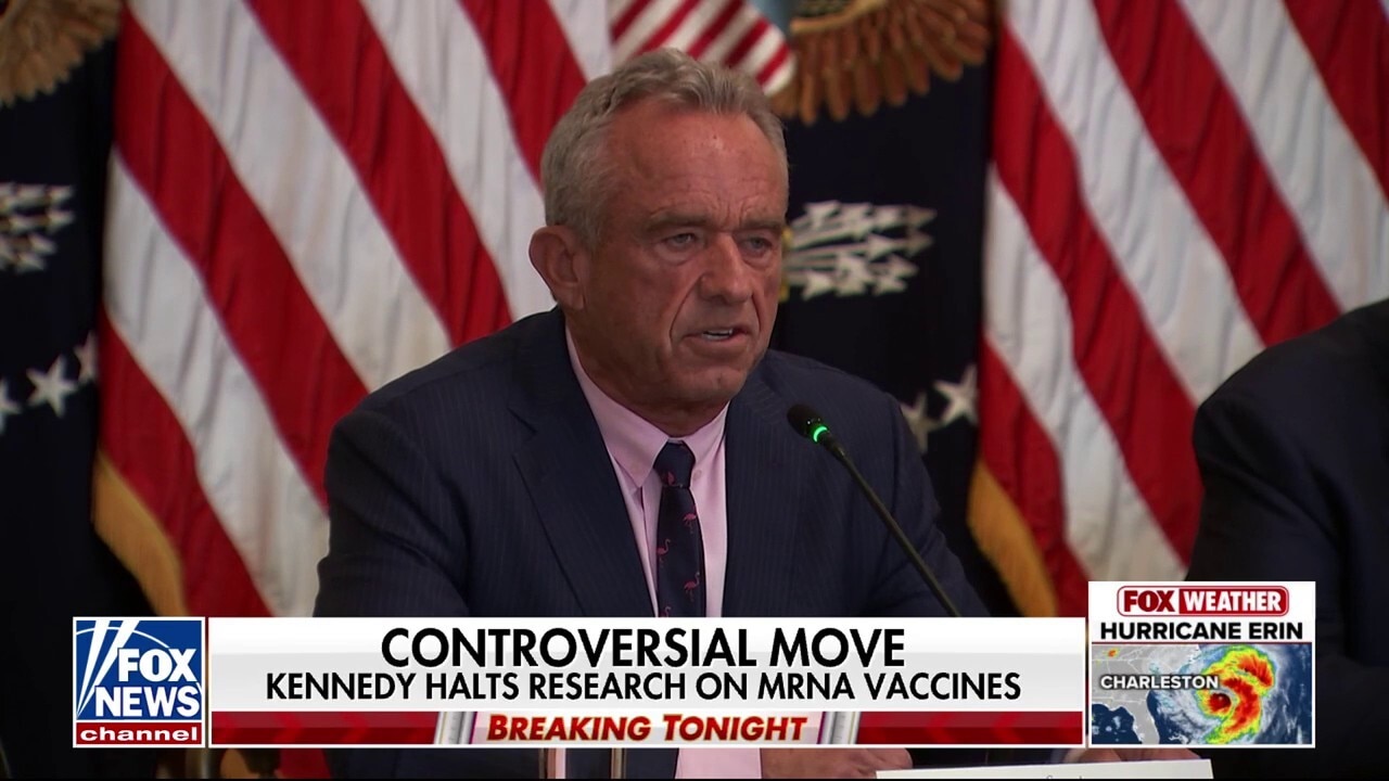 RFK Jr fighting to change COVID vaccine recommendations for children and pregnant women