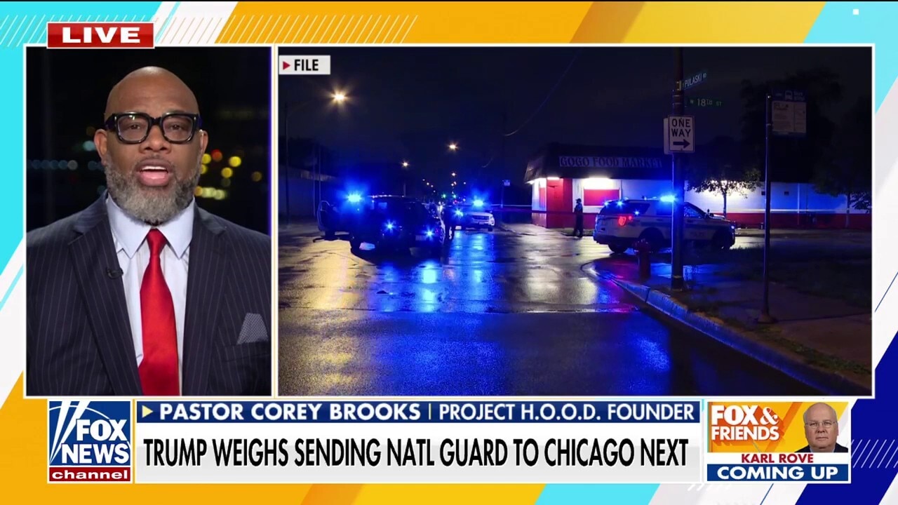 'Good thing Trump is doing something': Chicago residents respond to crime crackdown