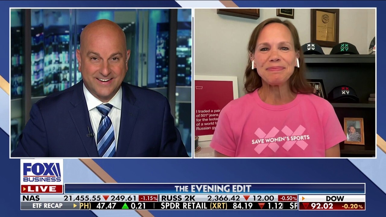  'RESPECT THE CUSTOMER': Brand expert reveals why Cracker Barrel's proposed logo flopped